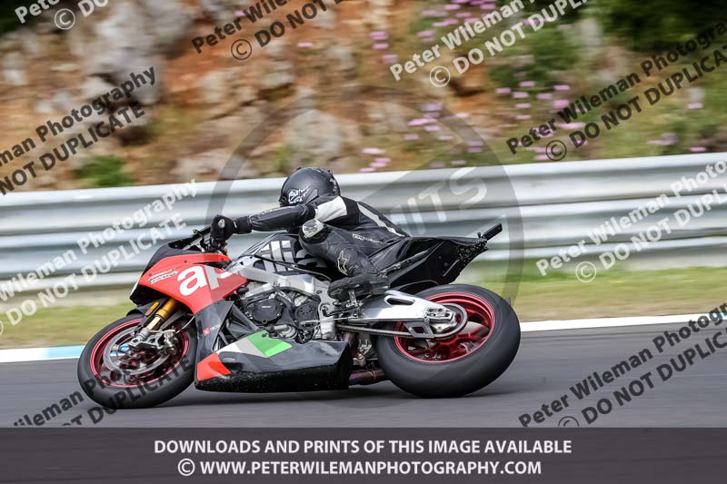 estoril;event digital images;motorbikes;no limits;peter wileman photography;portugal;trackday;trackday digital images